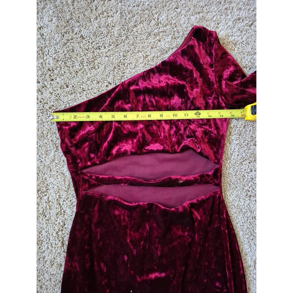 The Vintage Shop Red Velvet Bodycon Long Sleeve Dress Event Hoco Occasion - Picture 2 of 5